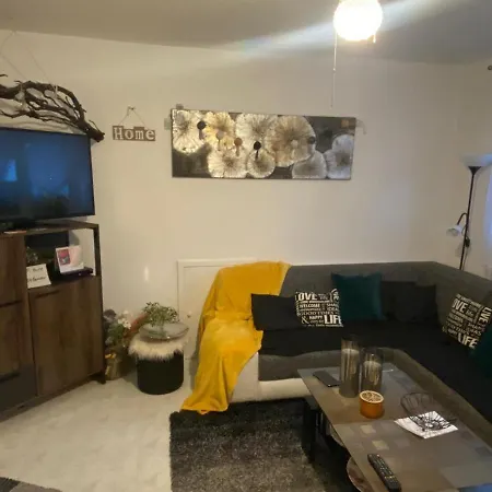 Dana * ピエシュチャニ